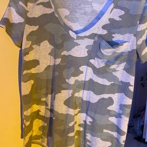 Camo v-neck T